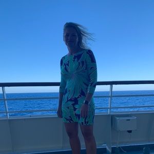 Meet your Posher, Hollie